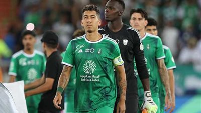 الأهلي السعودي يواجه الأخدود اليوم في الدوري.. الموعد والقناة الناقلة