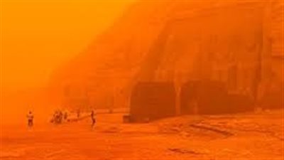 أبو سمبل تتحول للون الأصفر وإعلان حالة الطوارئ