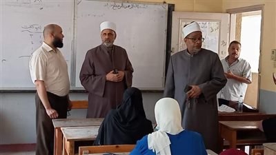 طلاب الشهادة الثانوية الأزهرية يؤدون امتحانات الدور الثاني بالاسماعيلية