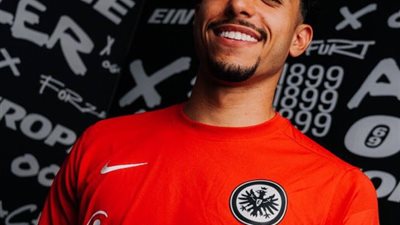 فرانكفورت بقيادة مرموش يواجه ليفسكي البلغاري بدوري المؤتمر الأوروبي الليلة