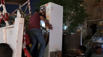 محافظة الجيزة تغلق منشآت مخالفة تقوم بتدوير المخلفات على أراضي زراعية