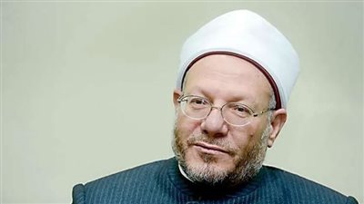  العيسى يمنح مفتي الجمهورية العضوية الشرفية في رابطة الجامعات الإسلامية