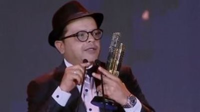 محمد هنيدي بعد تكريمه فى مهرجان القاهرة للدراما: سعيد بحب الجميع 