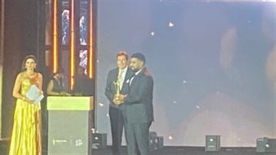 محمد سامى يفوز بجائزة أفضل مؤلف ومخرج عن 