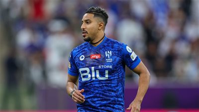 غياب سالم الدوسري عن مباراة الهلال ونافباخور 