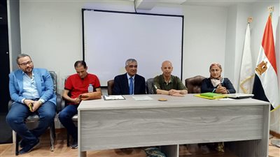 صحة الشرقية تبحث أوجه القوة والضعف في أداء العمل بوحدات الكلى الصناعي