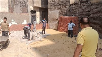 استمرار أعمال تجهيز ساحة انتظار للمرضى وذويهم بمستشفى أبو الريش