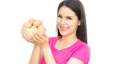 فوائد خارقة تجبرك على تناول بيض الدجاج بشكل منتظم.. أطباء تغذية يكشفون مفاجأة
