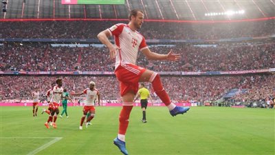 هاري كين يقود بايرن ميونيخ للفوز على اوجسبورج في الدوري الالماني