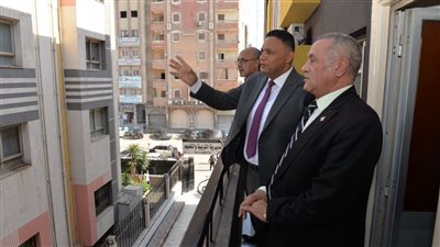 محافظ الدقهلية يتفقد اعمال التطوير الجارية بحمام سباحة التربية والتعليم