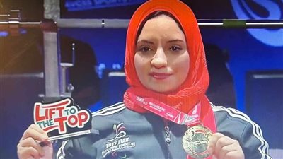 وزير الرياضة يُهنئ رحاب رضوان بذهبية بطولة العالم لرفع الأثقال الباراليمبي