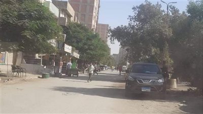 ميل عقار مكون من 11 طابقا يثير الذعر بمنطقة طرة في المعادي 