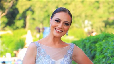 هبة عبد الغني تتألق في إطلالة ملائكية بالعلمين الجديدة بأحدث جلسة تصوير 