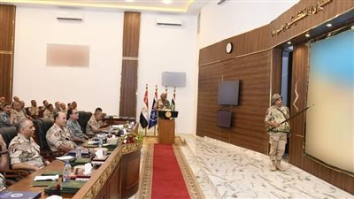 الفريق أسامة عسكر يشهد تنفيذ مشروعى مراكز القيادة التعبوى المشترك للقوات الجوية وقوات الدفاع الجوى