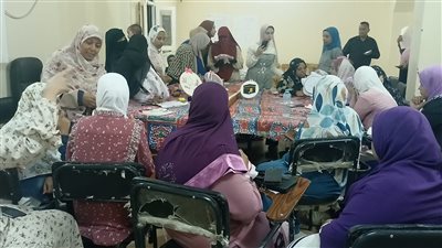 رئيس مركز باريس يفتتح الدورة التدريبية 