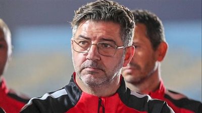 نجم الأهلي السابق يعلق على اختيارات فيتوريا لقائمة منتخب مصر 