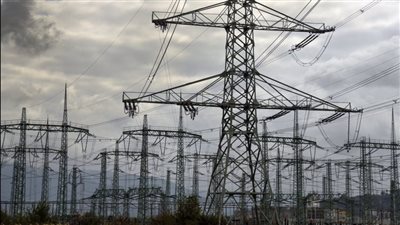 قرار حكومي بانتهاء انقطاع الكهرباء خلال أيام.. فيديو