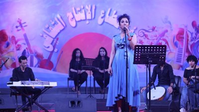 موسيقى عالمية وأغاني تراثية في الليلة الـ 14 لبرنامج صيف الإنتاج الثقافي.. صور 