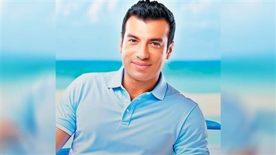 إيهاب توفيق: «حفل كاسيت 90» من أهم حفلات مشوارى الفنى