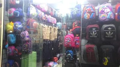 ارتفاع غير مسبوق في أسعار شنط المدارس والزي المدرسي بقنا | صور 