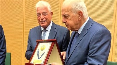 محافظ جنوب سيناء يوقع اتفاقية تآخٍ بين مدينتي شرم الشيخ وهيراكليون اليونانية