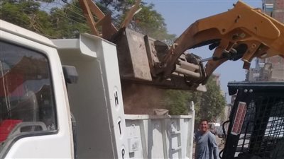 حملة لرفع القمامة والمخلفات من شوارع ديروط