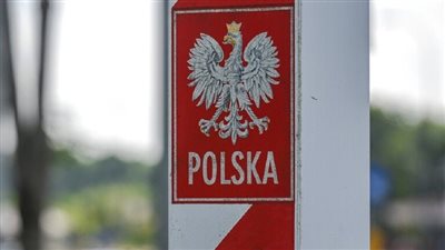 بولندا تُهدد بيلاروسيا بعزلها عن أوروبا