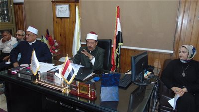 أزهر سوهاج يناقش استعدادات العام الدراسي والقبول بمرحلتي رياض الأطفال والابتدائية