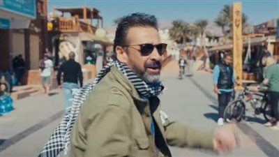 كريم عبد العزيز نمبر وان.. 