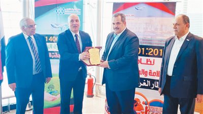 مطار الغردقة الدولى يجتاز مراجعة