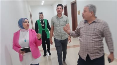 محافظ أسيوط يتفقد إنشاء مجمع خدمات قرية النخيلة