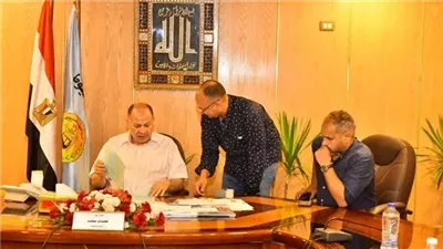 محافظ أسيوط يتابع تنفيذ مشروعات الخطة الاستثمارية الجديدة