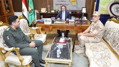  محافظ المنوفية يستقبل المستشار العسكري الجديد 