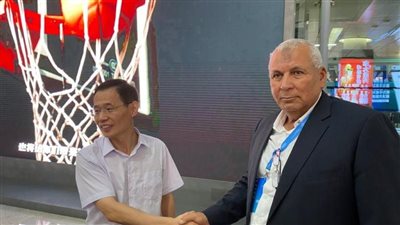 محافظ الوادي الجديد يعقد محادثات مع ممثلي الوفود الأجنبية في الصين