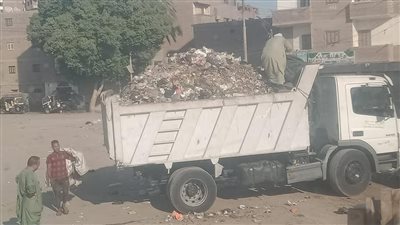 حي شرق اسيوط يقود عملية رفع مخلفات المشيخة والسبيل بالوليديه وسور الأزهر