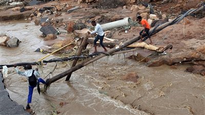 التحول الأخضر والتمويل.. قضايا خطيرة بسبب تحولات الطقس بافريقيا على طولة قمة المناخ 