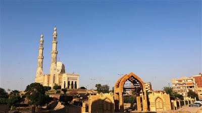 أسوان: افتتاح المرحلة الأولى من مشروع تطوير منطقة الطابية التاريخية خلال احتفالات أكتوبر