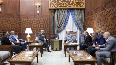 شيخ الأزهر يستقبل سفراء مصر الجدد لدى باكستان وموريشيوس وسنغافورة 