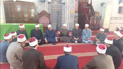 رئيس القطاع الديني يتابع سير العمل بأوقاف شمال سيناء