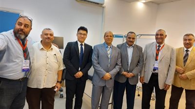 نائب رئيس جامعة بنها يتفقد أعمال الكشف الطبي وامتحانات الترم الصيفي