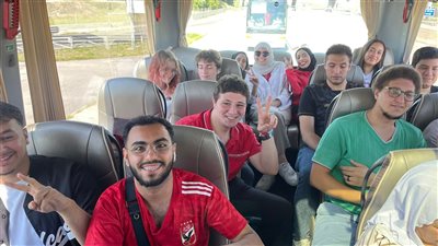  تجمعات لأبناء الجالية المصرية بفيينا أمام وزارة العدل بالنمسا لحضور مباراة الأهلي