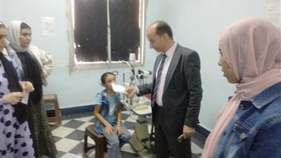 وكيل وزارة الصحة بالقليوبية يتفقد العمل بمستشفى رمد بنها