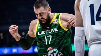 لعنة الفوز على سحرة المنتخب الأمريكي مازالت مستمرة في بطولات العالم للسلة