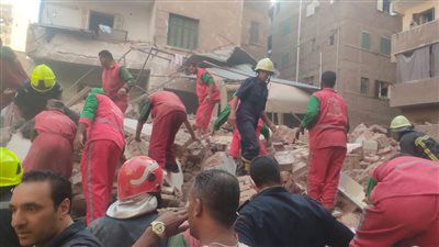 بعد الكشف الطبي.. النيابة تأمر بدفن ضحايا عقار حدائق القبة المنهار