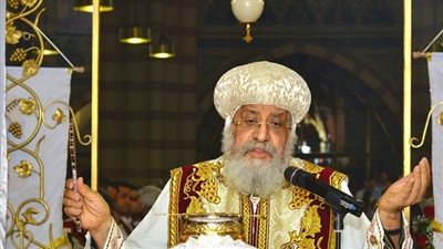 البابا تواضروس يترأس الاجتماع العام بكنيسة إبرام زين العابدين