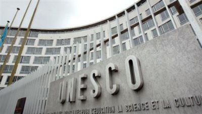 يونسكو توصي باستخدام الذكاء الاصطناعي التوليدي في التعليم