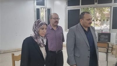 نائب رئيس جامعة بنها يتابع امتحانات الترم الصيفي بالكليات