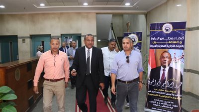 الغرفة التجارية بأسيوط تفتتح معرض أهلًا مدارس 