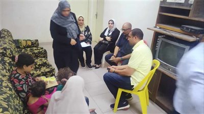  محافظ المنيا يوجه بتوفير سكن مؤقت لأسرة بلا مأوى