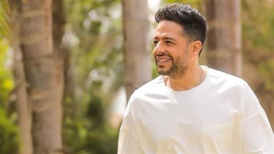 محمد حماقي يتخطى المليون مشاهدة بـ 